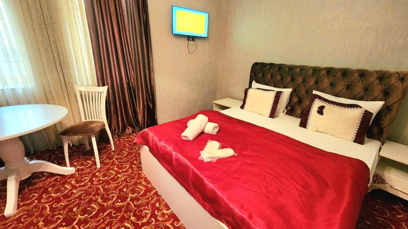 Family Soffia Hotel Old City Baku Exteriör bild